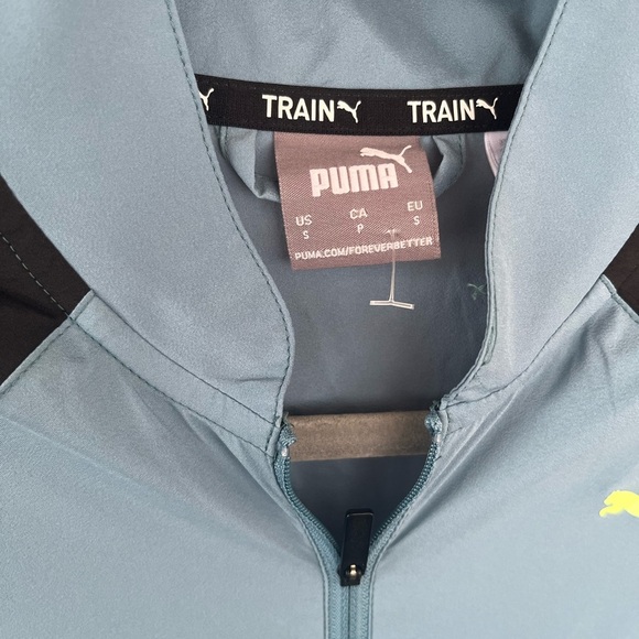 Women’s Puma Fit Crop Zip Jacket Size Small - Picture 6 of 12